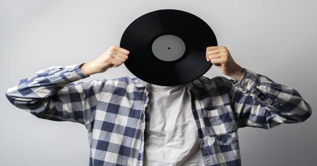 What Experts Say About New Trending Albums?