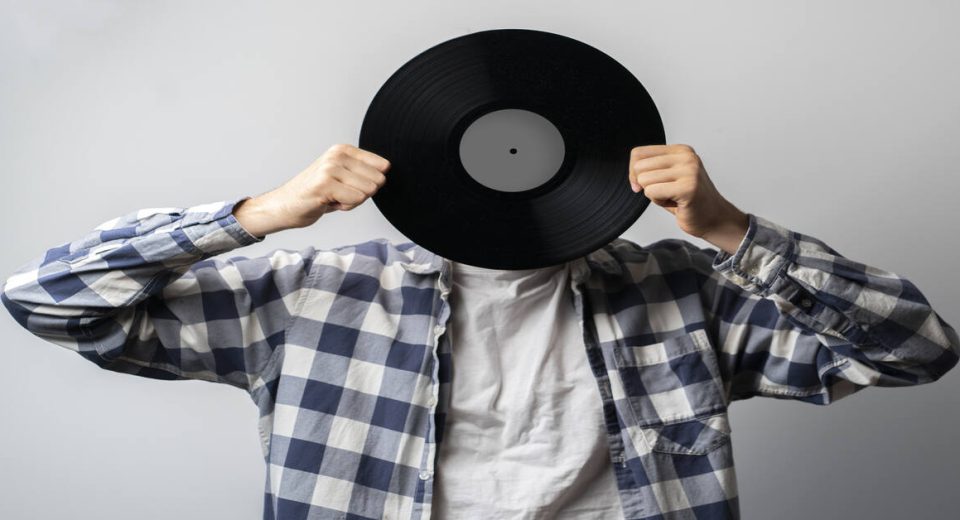 What Experts Say About New Trending Albums?